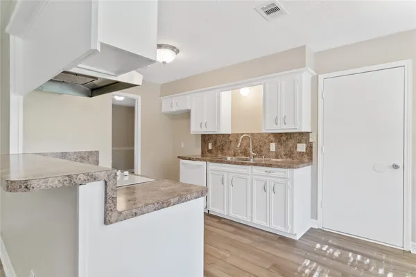 $2,100 | 25814 Leafywood Drive, Spring, TX 77386