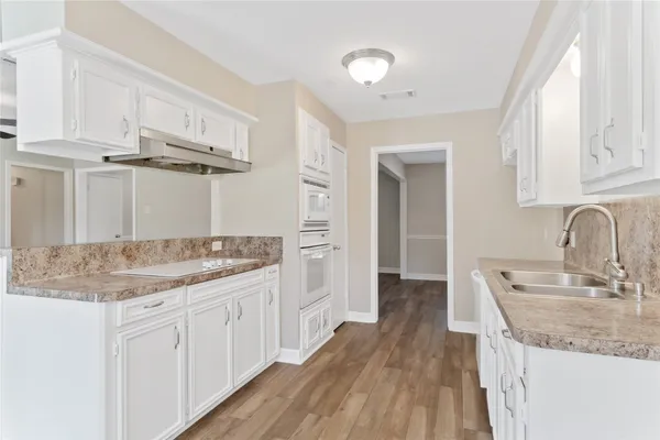 $2,100 | 25814 Leafywood Drive, Spring, TX 77386