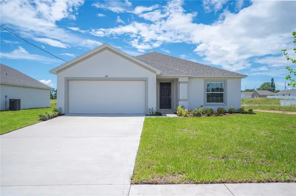 $245,000 | 106 9th Street East, Frostproof, FL 33843
