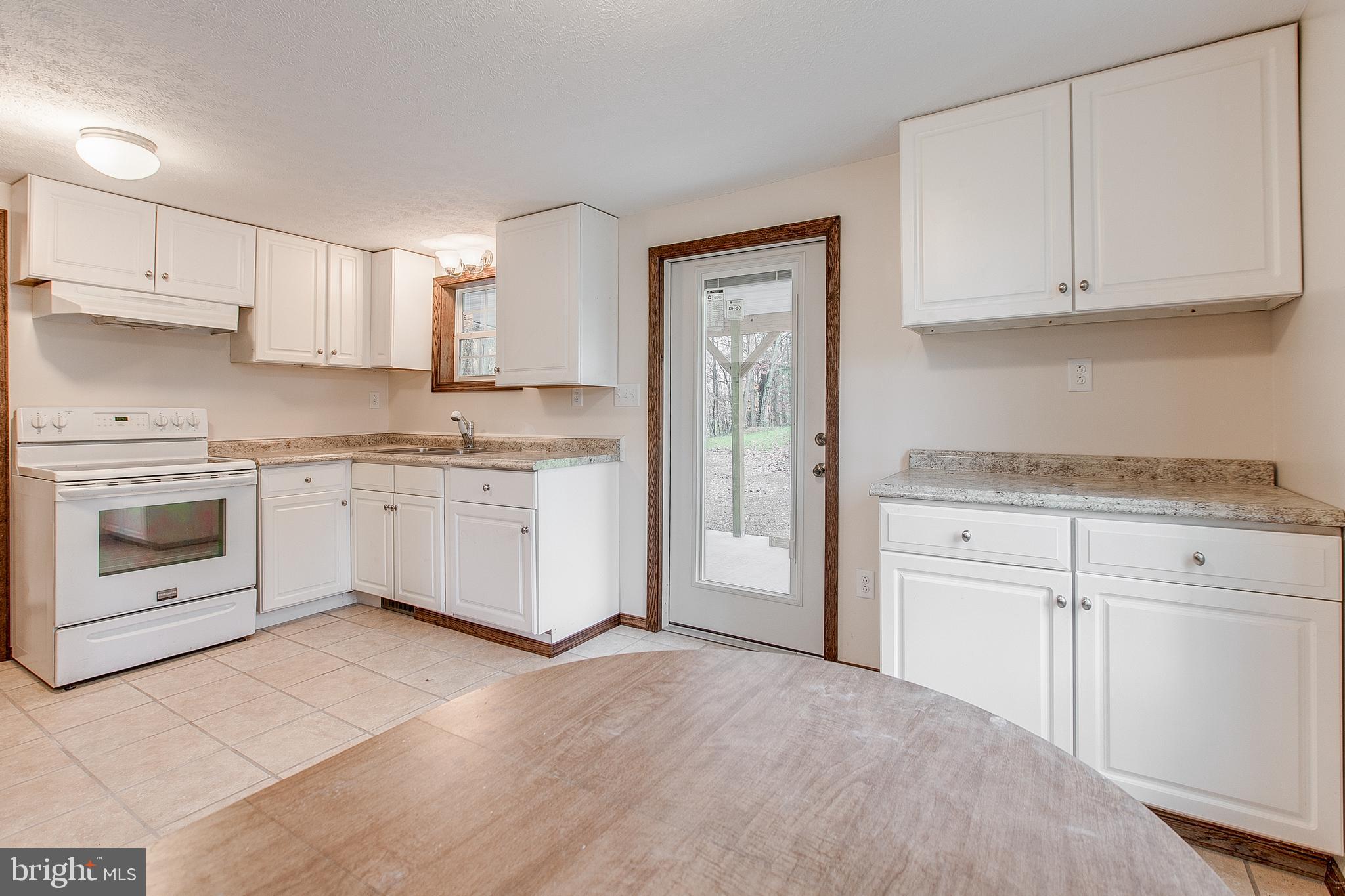 13302 Exline Road Hancock, MD 21750 - Photo 2 of 39