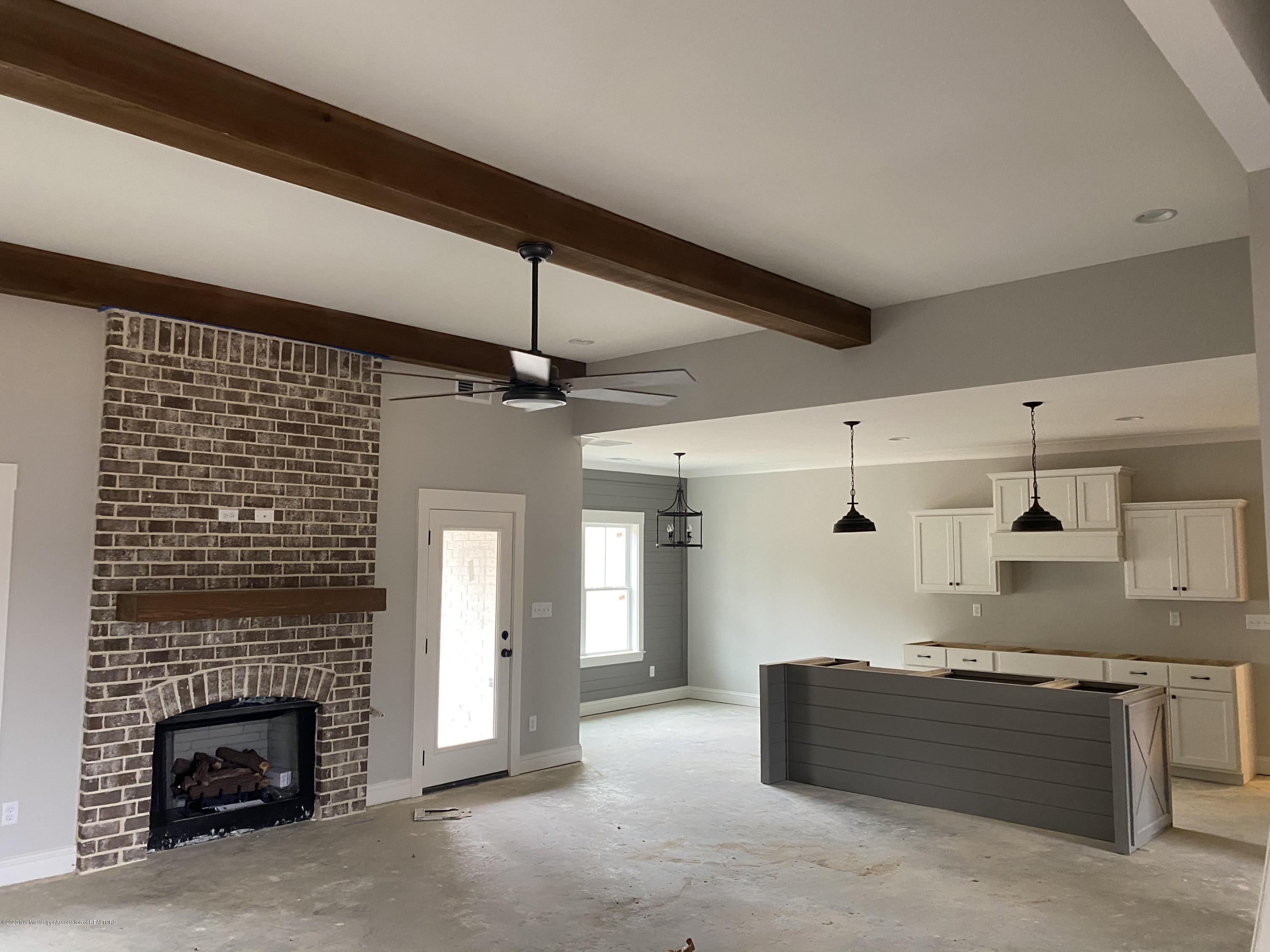 4619 Pierce Drive Hernando, MS 38632 - Photo 2 of 6 0F4498EC-BDA0-4F20-891E-7307A93BADD5