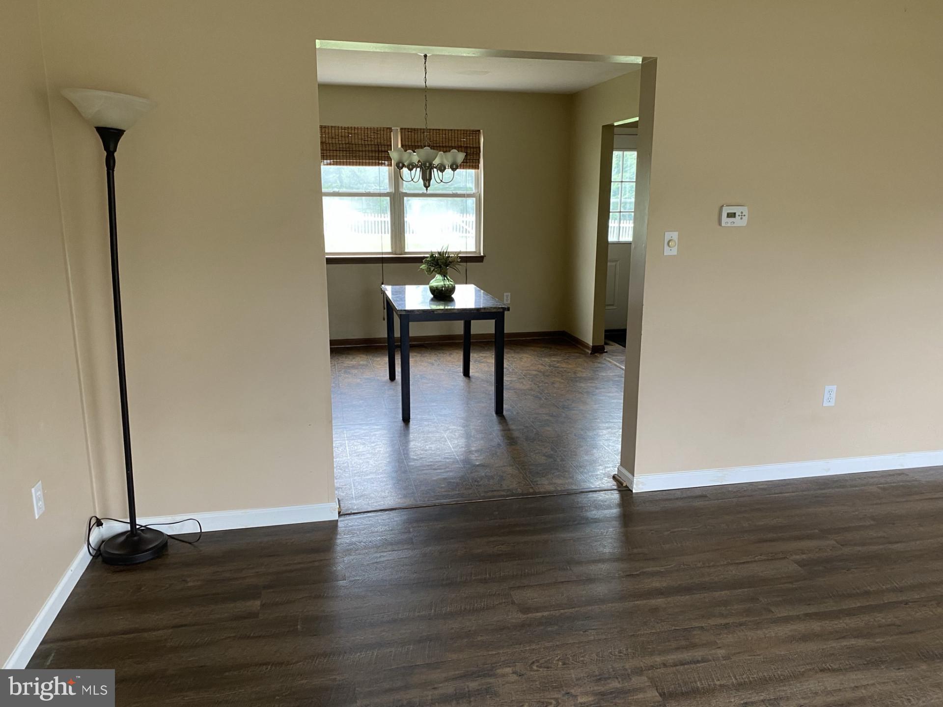 405 Edinburgh Road Middletown, PA 17057 - Photo 4 of 15 Gallery Image 4