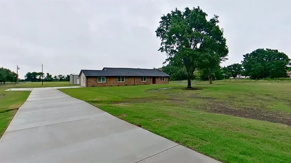 $625,000 | 423 Farm To Market 2377, Red Oak, TX 75154