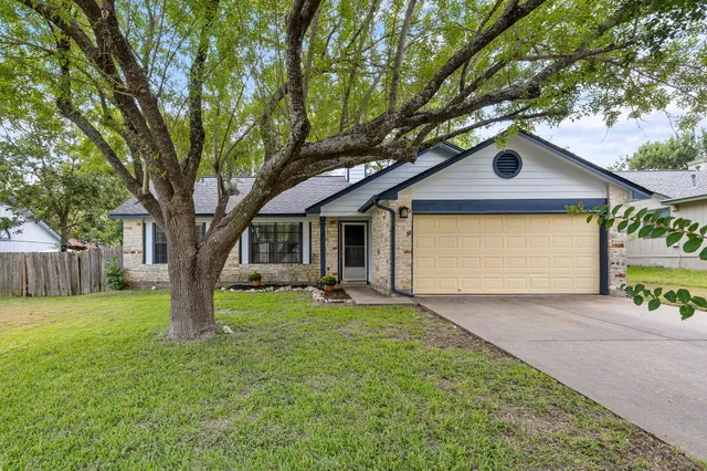 $299,900 | 1705 Laurel Path, Round Rock, TX 78664