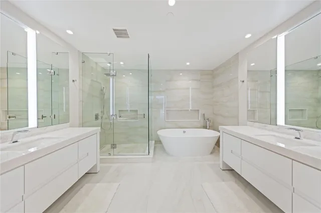 $23,000 | 220 Southeast Mizner Boulevard, Unit 314, Boca Raton, FL 33432