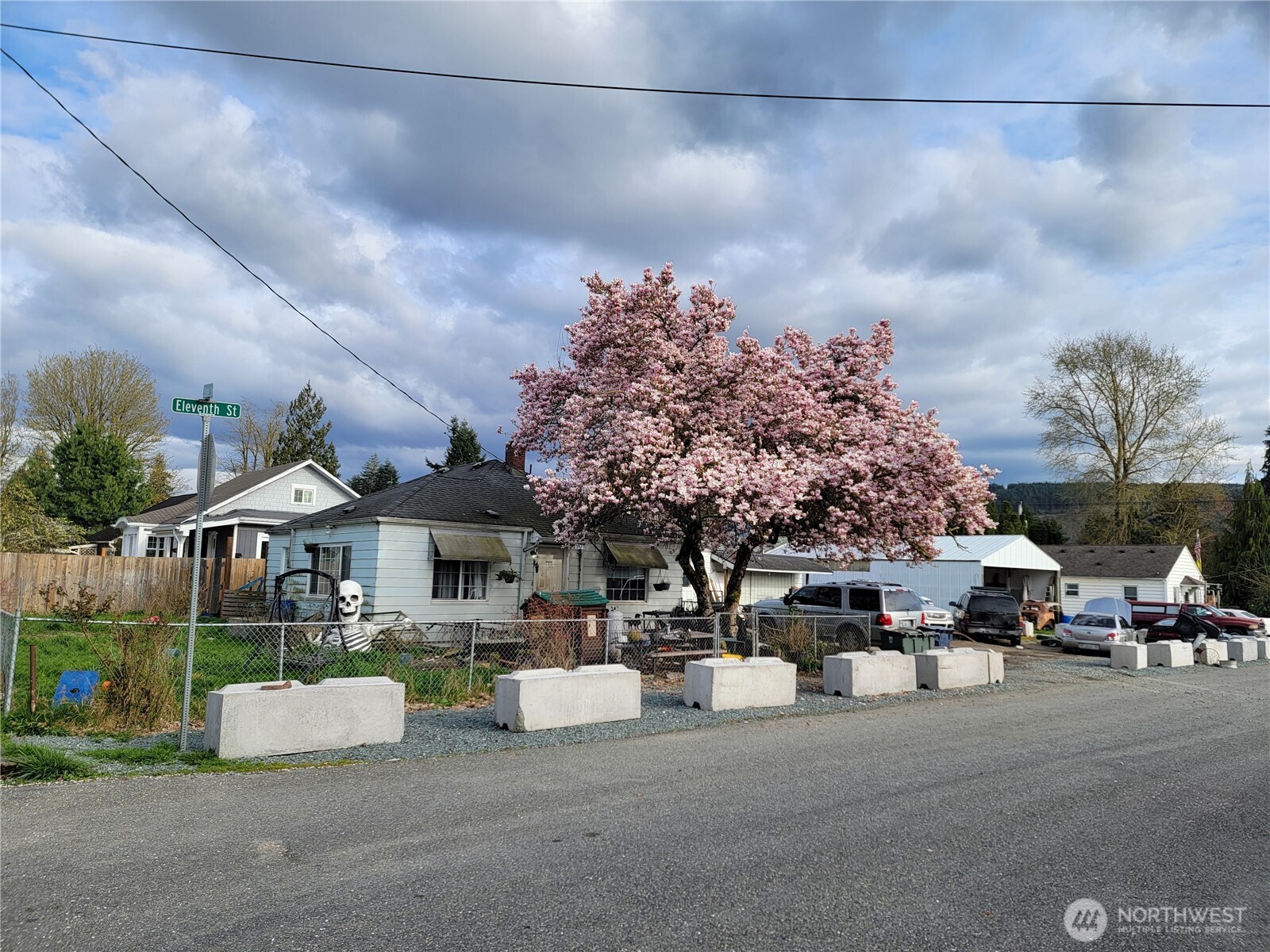 901 11th Street Sedro-Woolley, WA 98284 - Photo 3 of 12