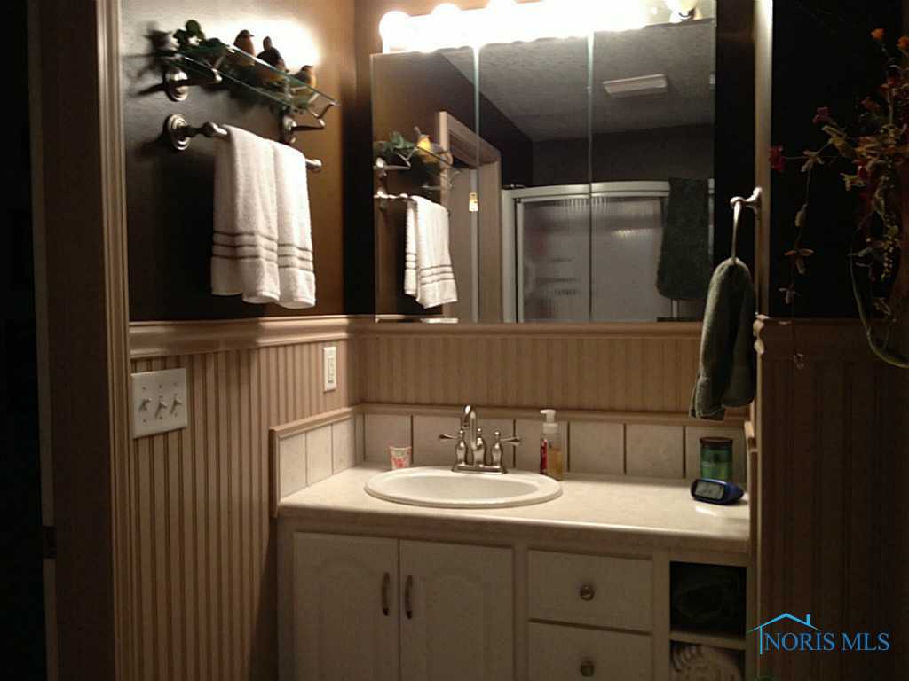 2830 Evergreen Road Toledo, OH 43606 - Photo 6 of 20 Gallery Image 6