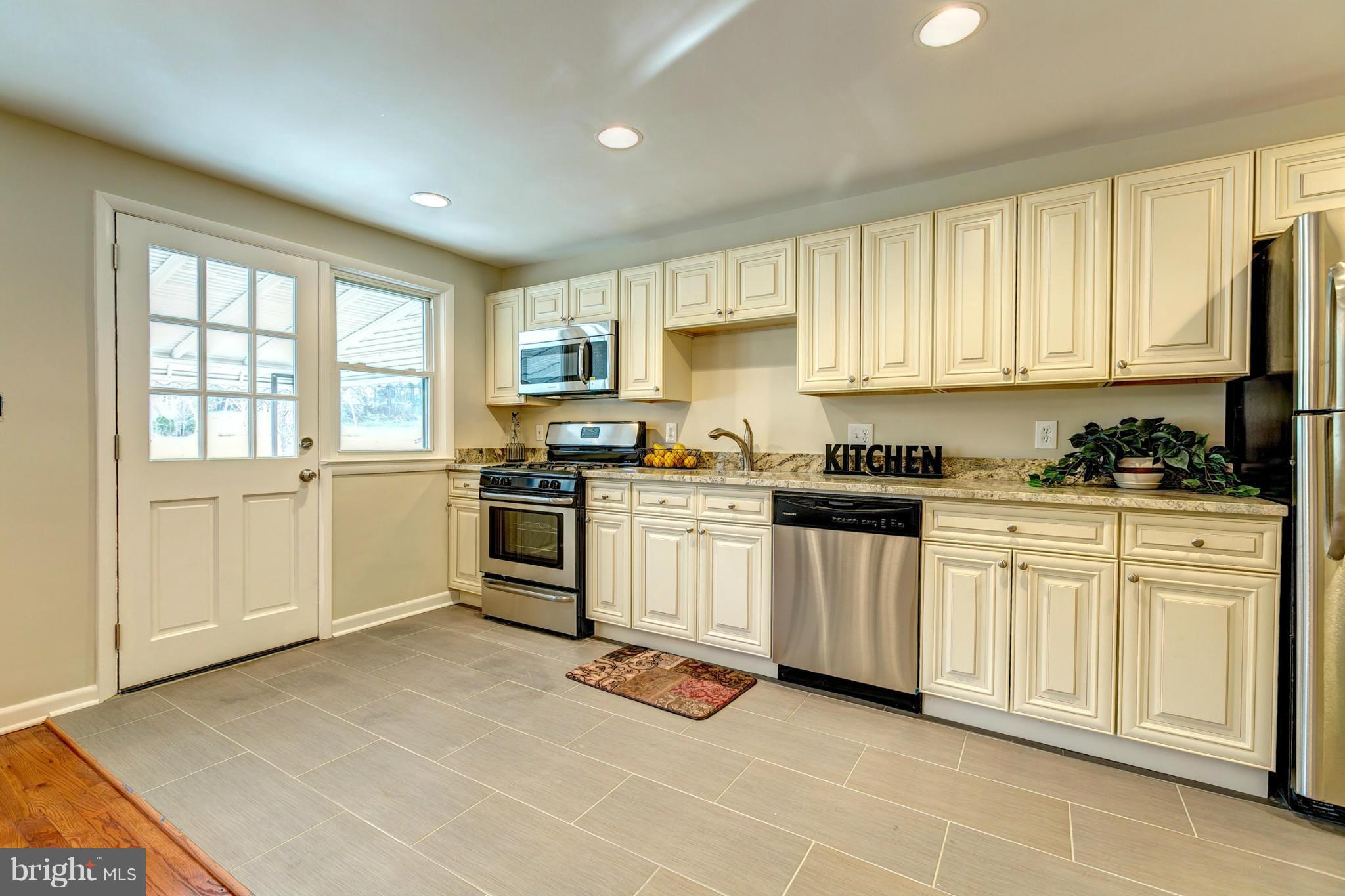 5581 Whitby Road Baltimore, MD 21206 - Photo 11 of 29 Brand New Stainless Steel Kitchen