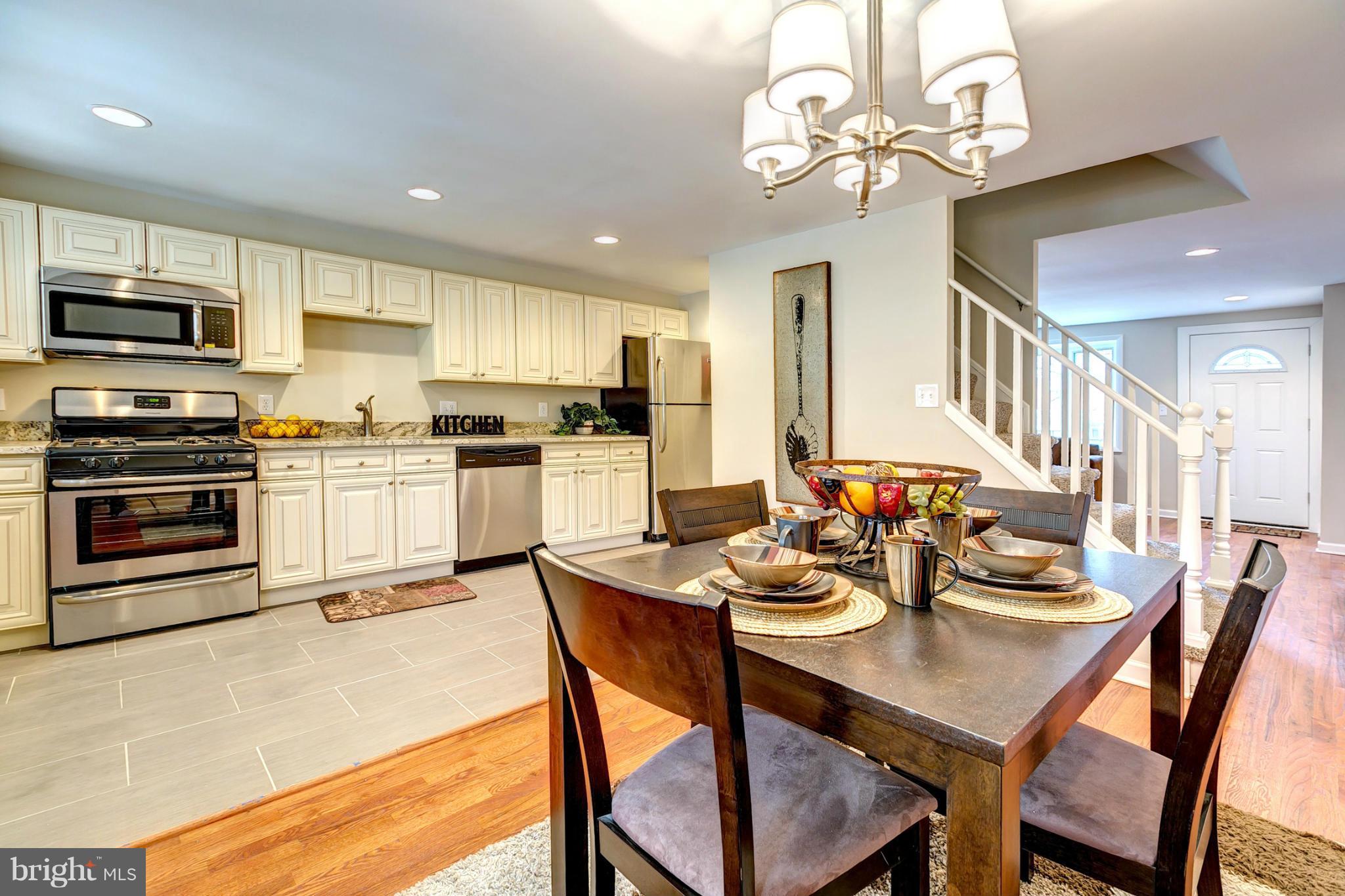 5581 Whitby Road Baltimore, MD 21206 - Photo 9 of 29 Dining Room WIth Hardwood Floors