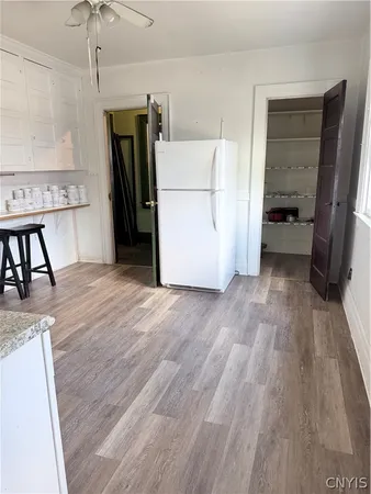 $1,400 | 2131 James Street, Syracuse, NY 13206