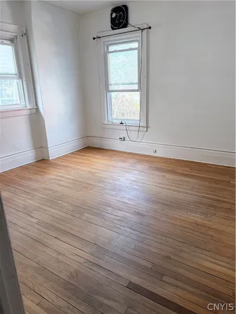 $1,400 | 2131 James Street, Syracuse, NY 13206