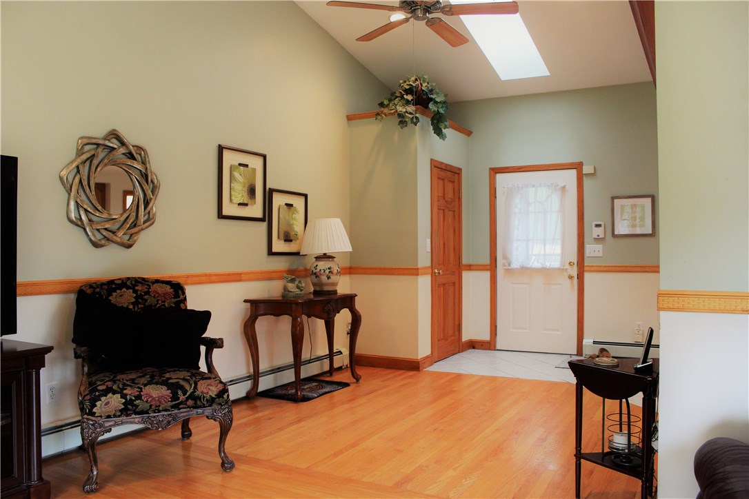 45 Curran Road North Attleboro, MA 02760 - Photo 3 of 25