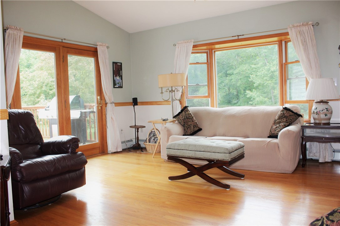 45 Curran Road North Attleboro, MA 02760 - Photo 4 of 25