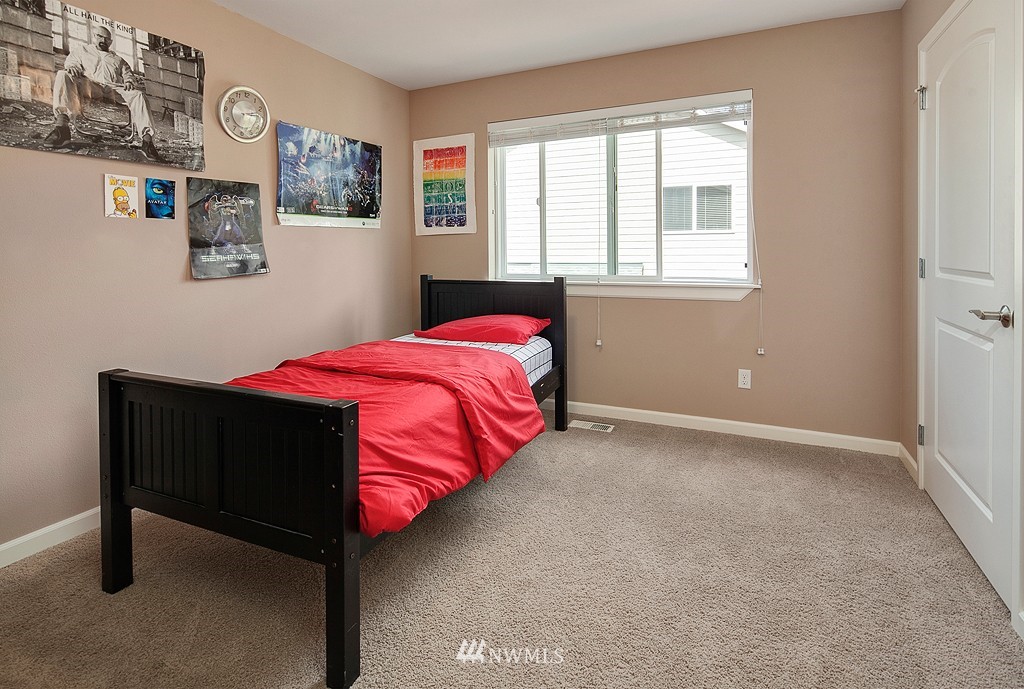 409 Pasco Place Northeast Renton, WA 98059 - Photo 13 of 20