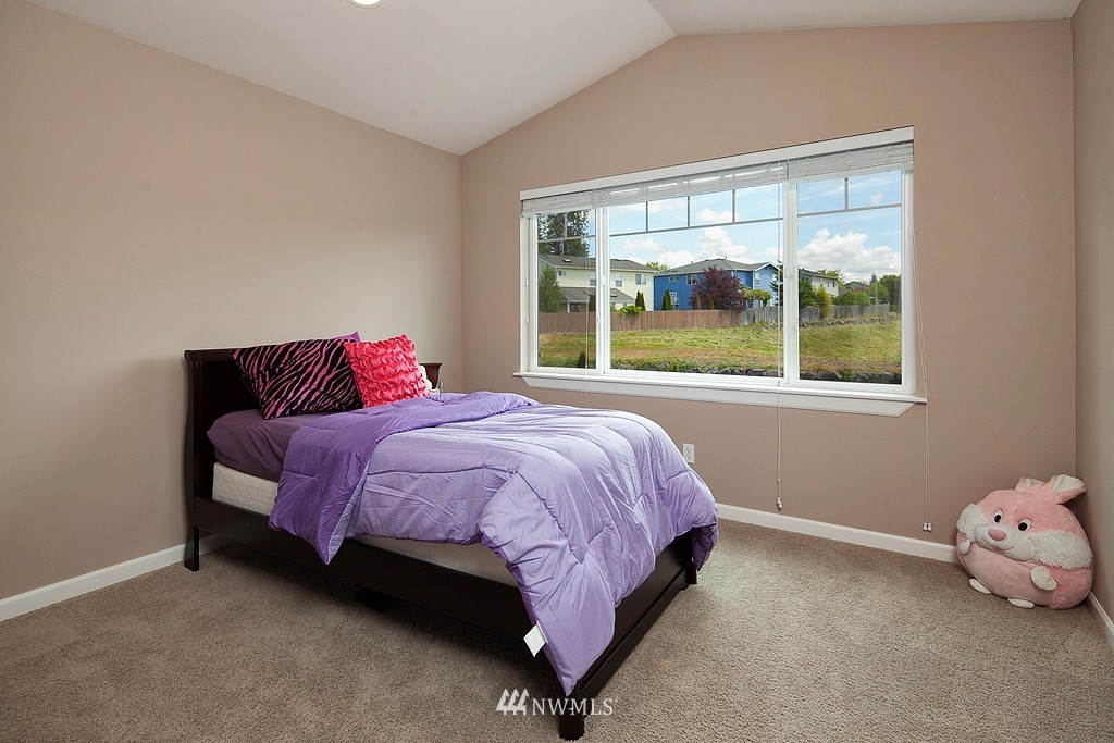 409 Pasco Place Northeast Renton, WA 98059 - Photo 14 of 20