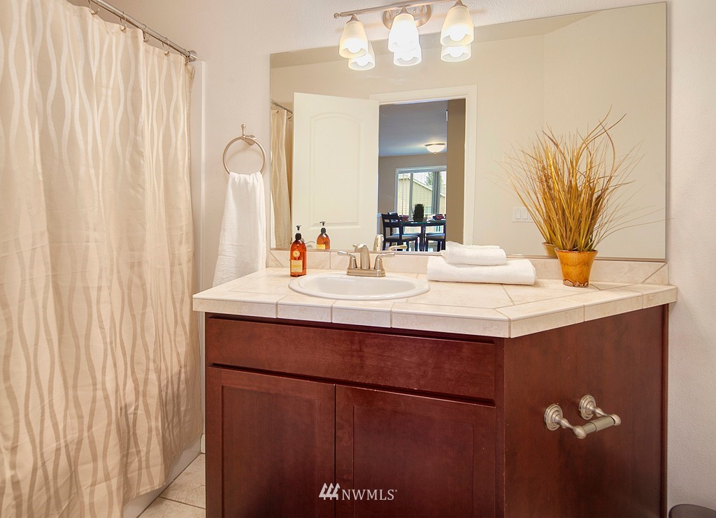 409 Pasco Place Northeast Renton, WA 98059 - Photo 16 of 20