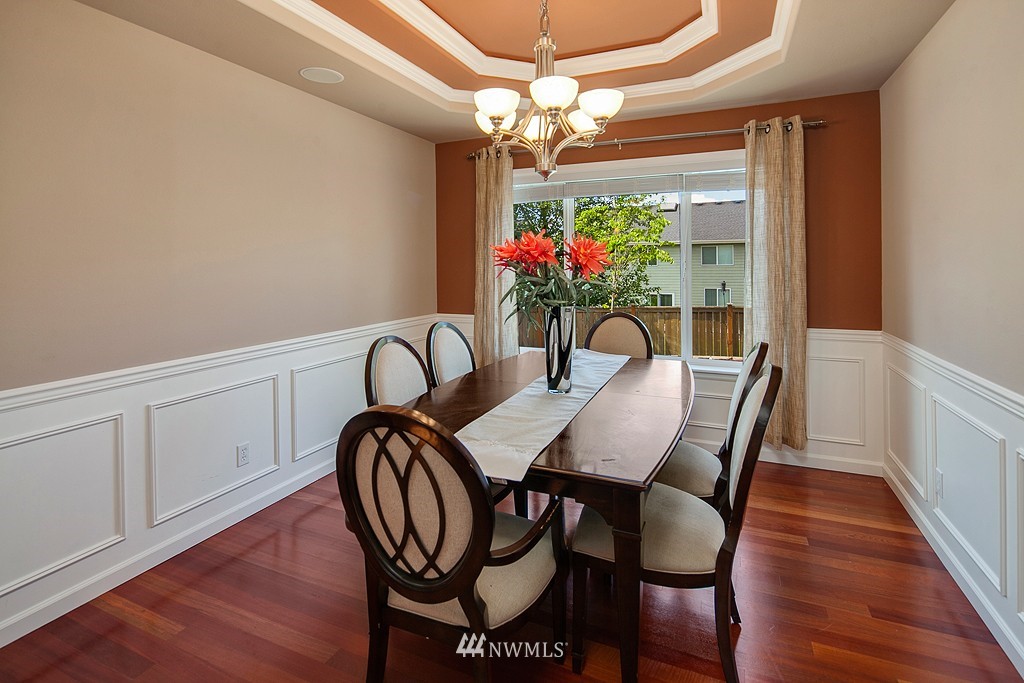 409 Pasco Place Northeast Renton, WA 98059 - Photo 4 of 20