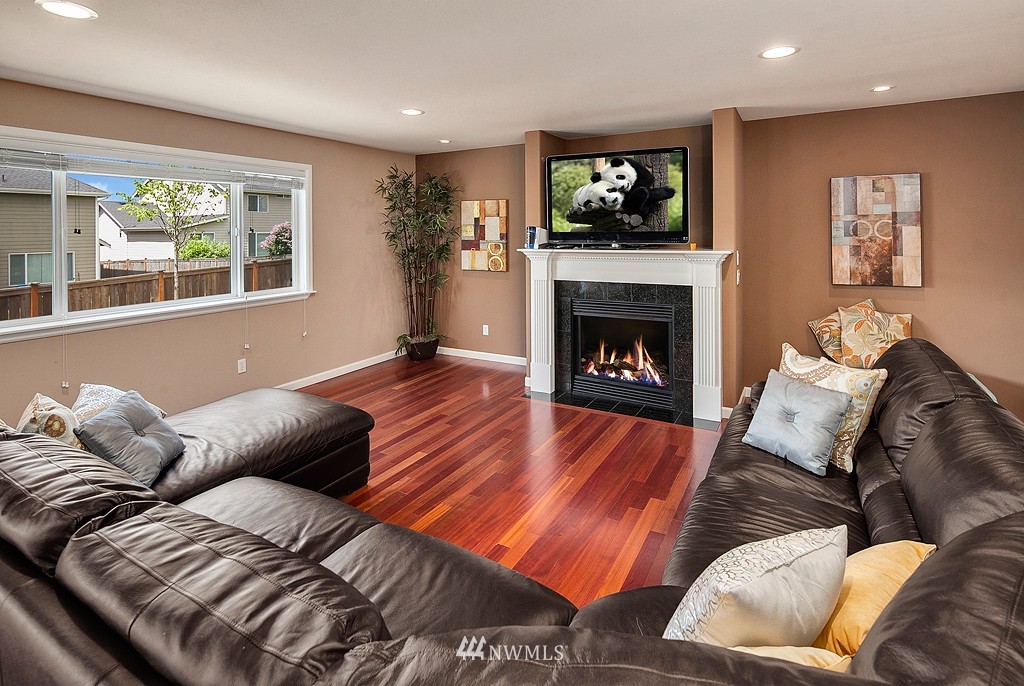 409 Pasco Place Northeast Renton, WA 98059 - Photo 9 of 20