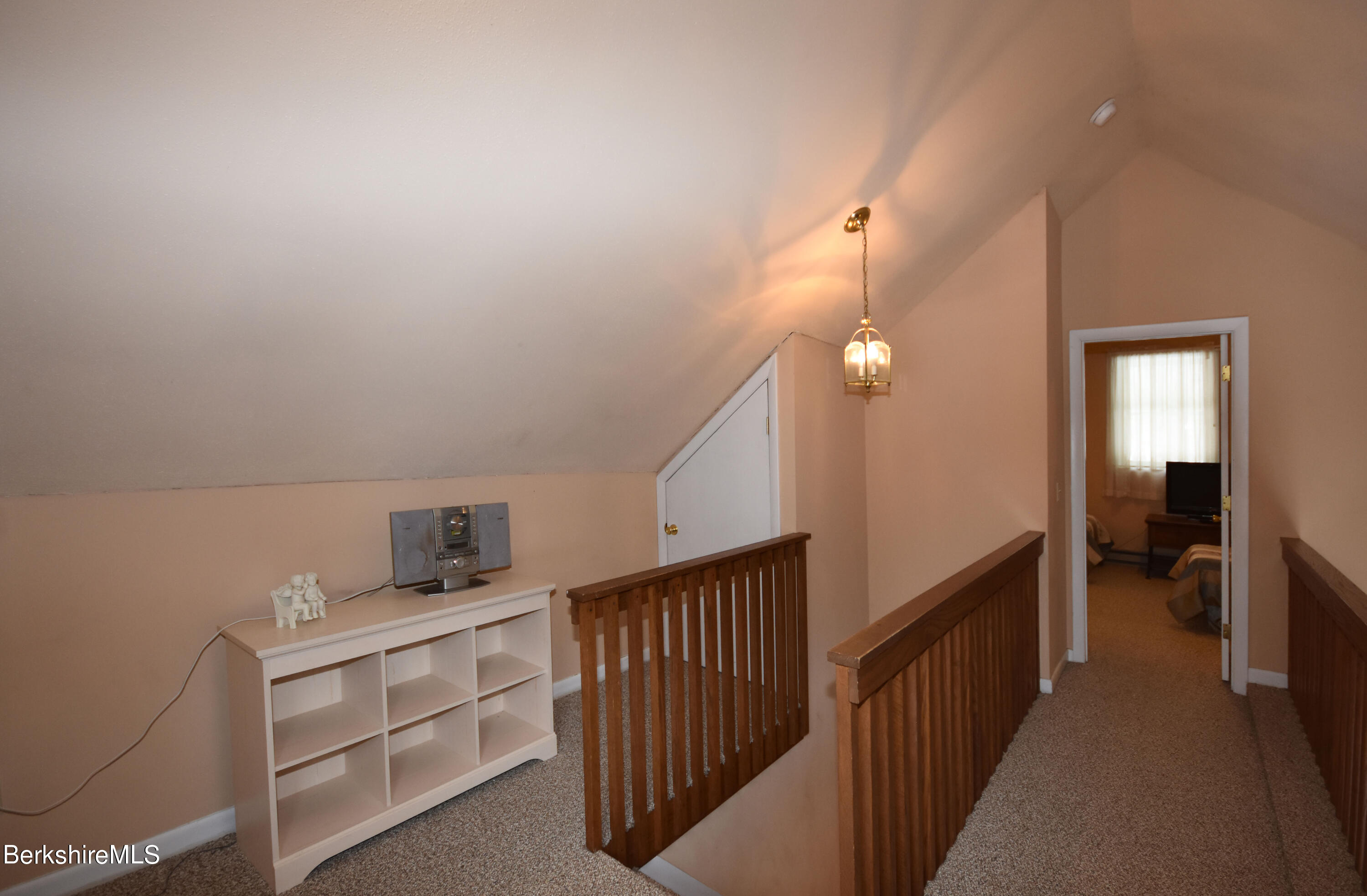 94 Corey Road, Unit 94 Hancock, MA 01237 - Photo 17 of 25 Loft