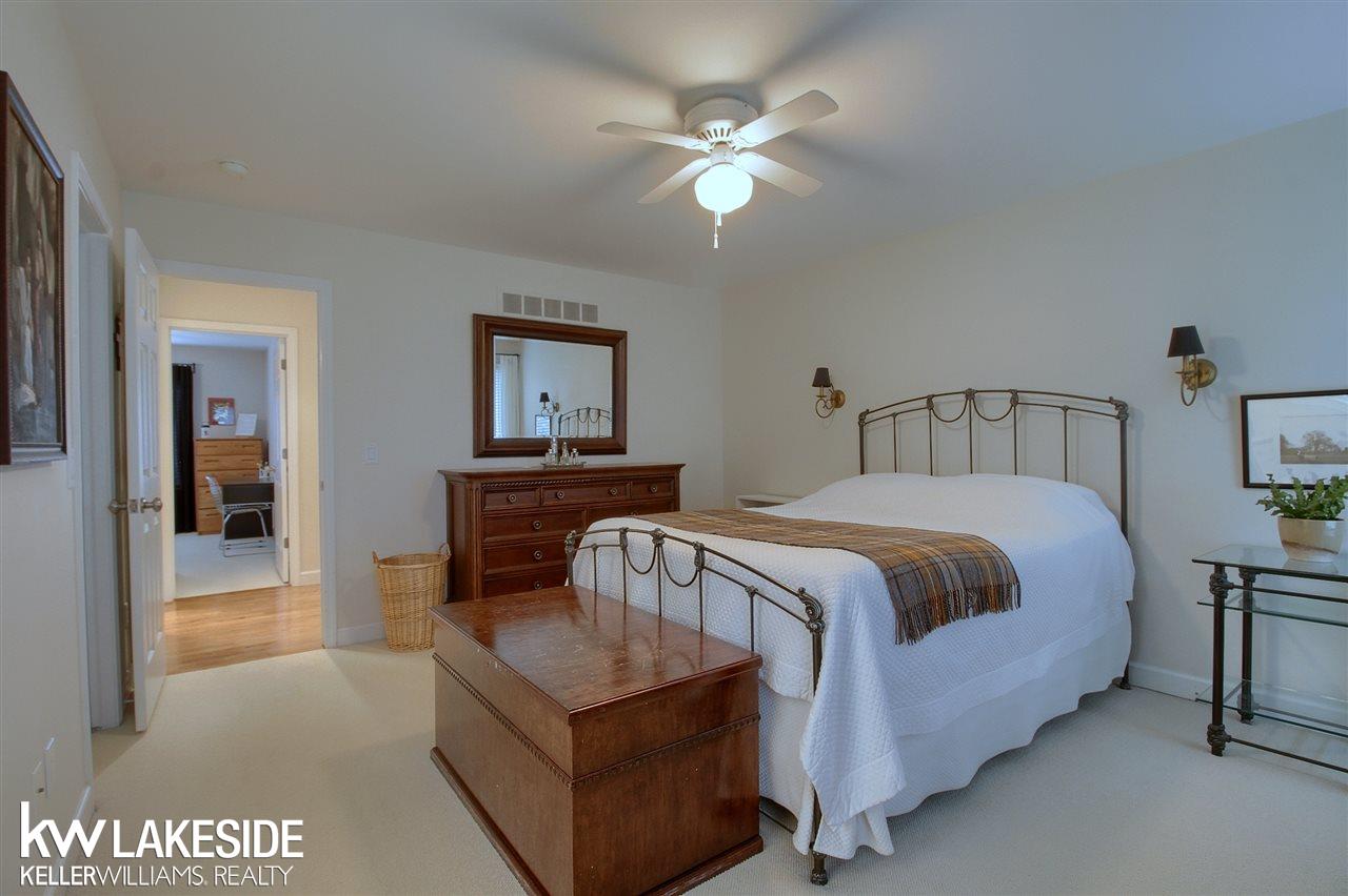 49212 Monte Road New Baltimore, MI 48047 - Photo 15 of 31 31380624-14.JPG