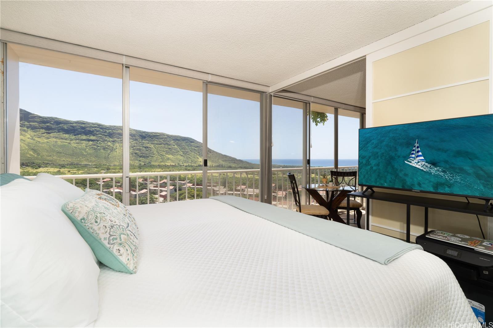 Wake up to this view?  yes please!