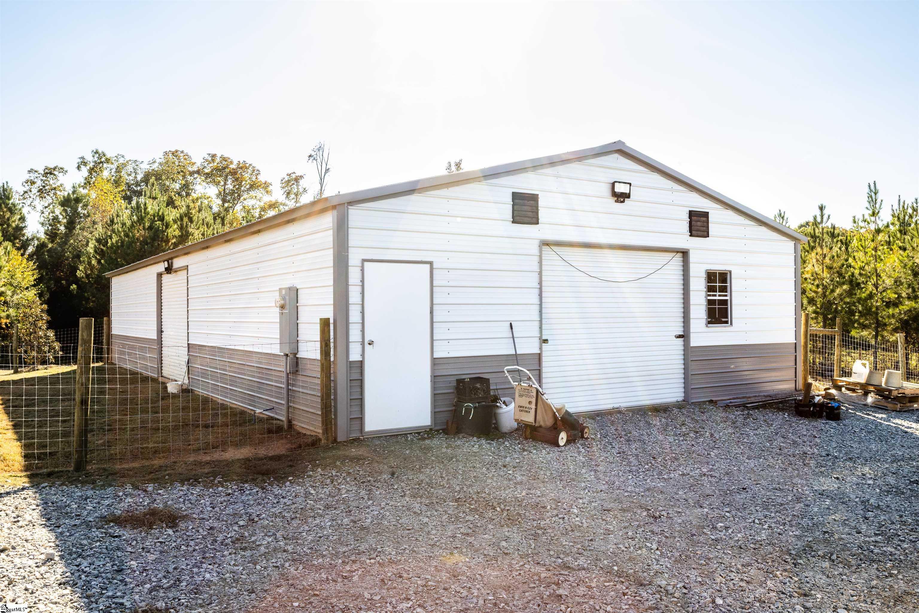 2330 Pooletown Road Laurens, SC 29360 - Photo 35 of 36 Gallery Image 35