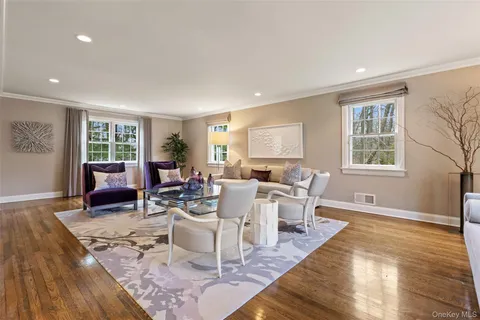 $3,150,000 | 16 John Jay Place, Rye, NY 10580