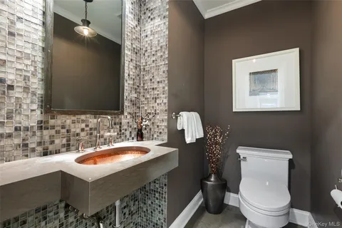 $3,150,000 | 16 John Jay Place, Rye, NY 10580