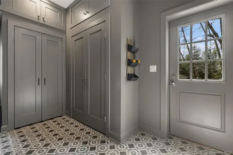 $3,150,000 | 16 John Jay Place, Rye, NY 10580