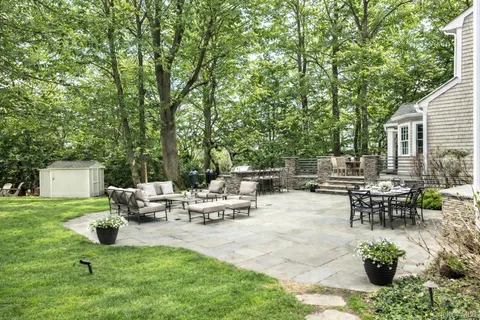 $3,150,000 | 16 John Jay Place, Rye, NY 10580