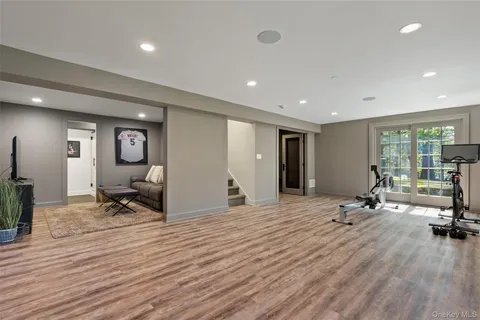 $3,150,000 | 16 John Jay Place, Rye, NY 10580