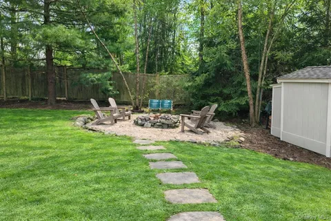 $3,150,000 | 16 John Jay Place, Rye, NY 10580