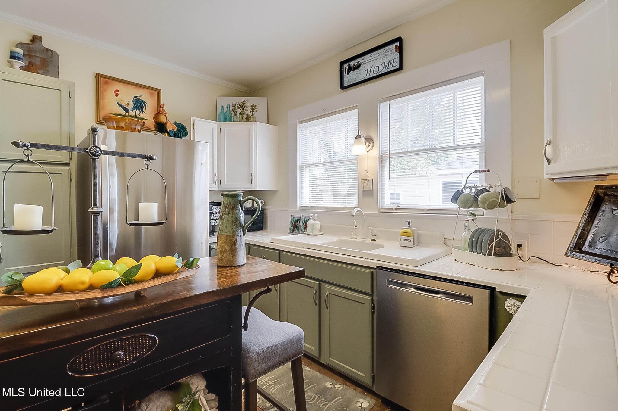 970 Division Street Biloxi, MS 39530 - Photo 13 of 29 Photo Feb 05 2025, 12 12 52 PM (1)