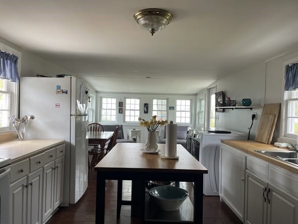 476 Smith Street Providence, RI 02908 - Photo 3 of 14