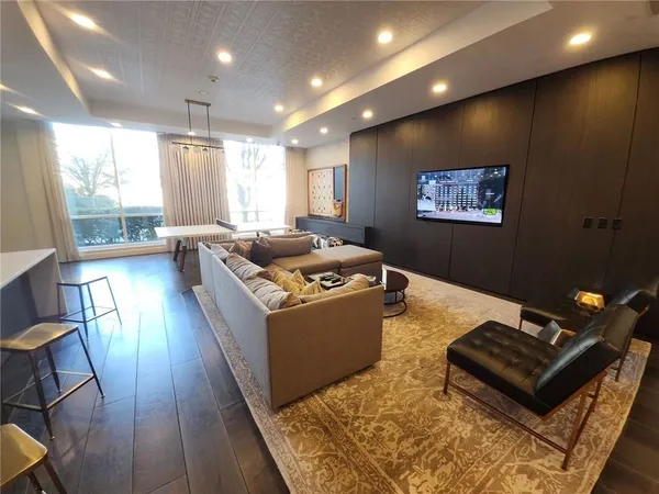 $1,795 | 325 East Paces Ferry Road Northeast, Unit 1409, Atlanta, GA 30305