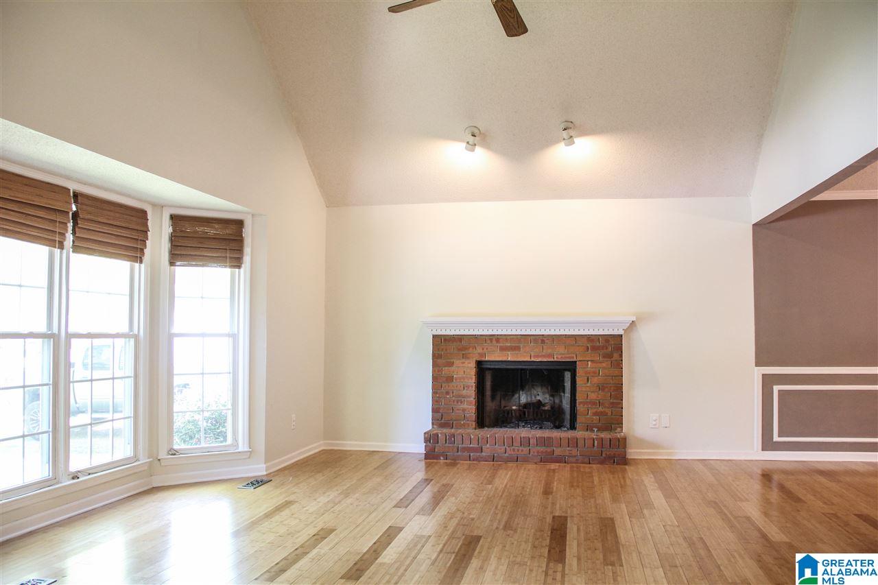 1409 Colonial Way Alabaster, AL 35007 - Photo 7 of 20