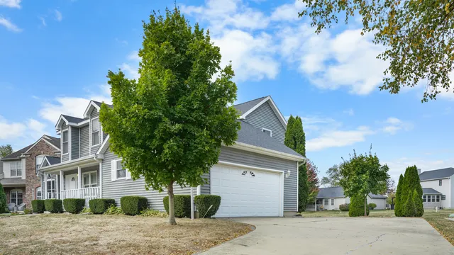 $438,000 | 1103 Prestwick Point, Champaign, IL 61822