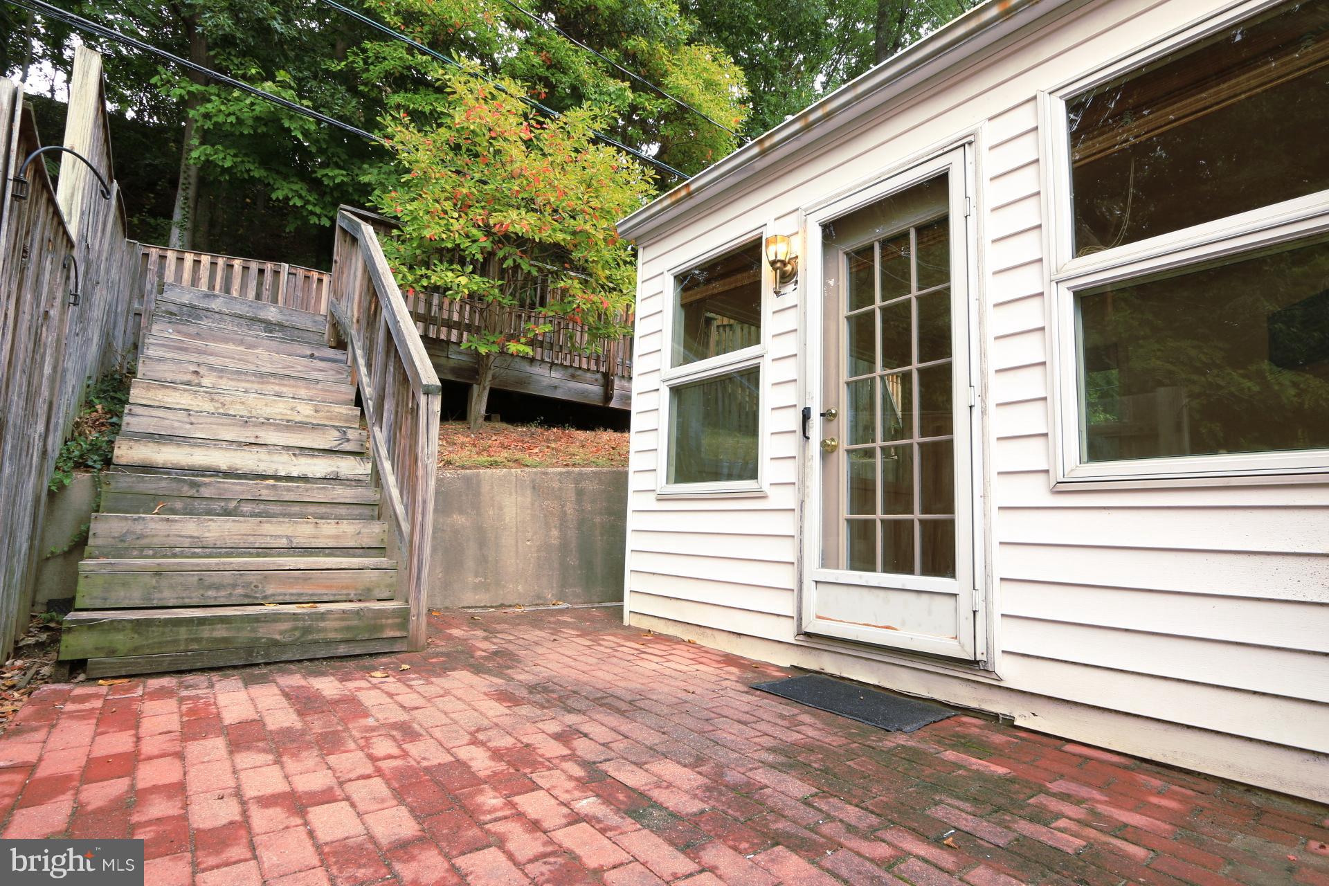3723 South Kemper Road Arlington, VA 22206 - Photo 13 of 15 a view of entrance gate of a house