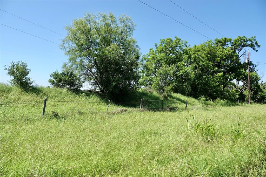 588 County Road 430 Mullin, TX 76864 - Photo 24 of 40
