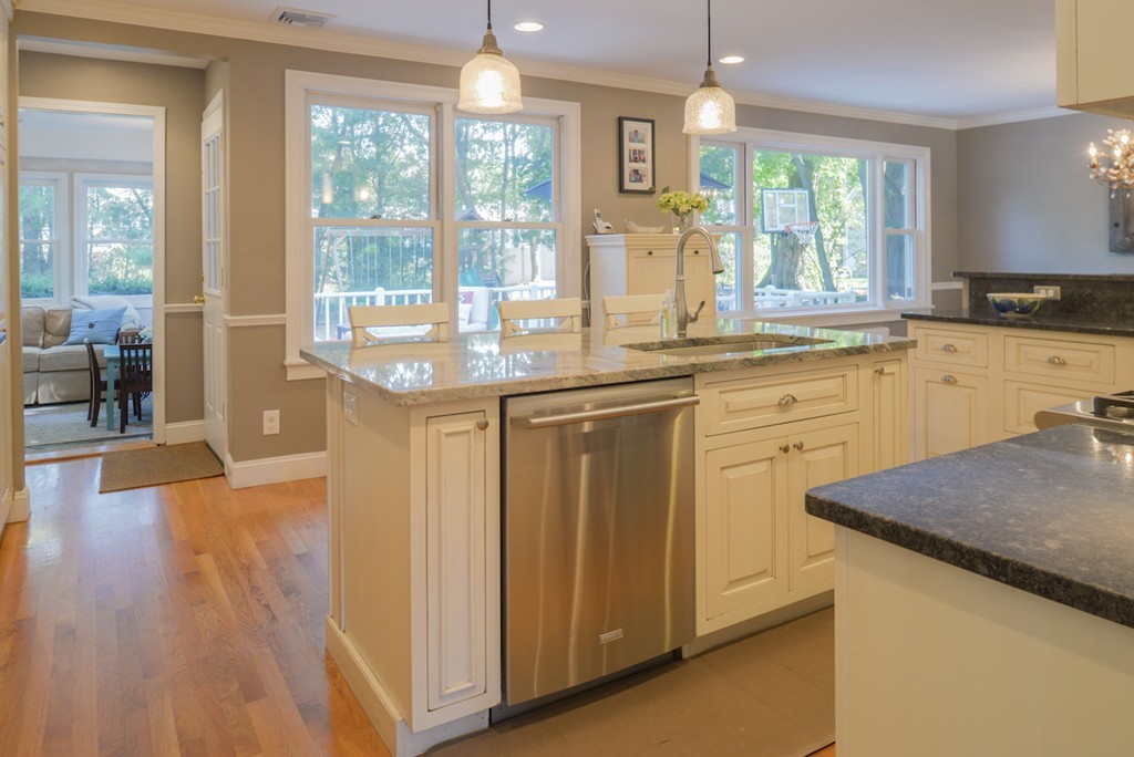 24 Bellevue Road Swampscott, MA 01907 - Photo 13 of 30