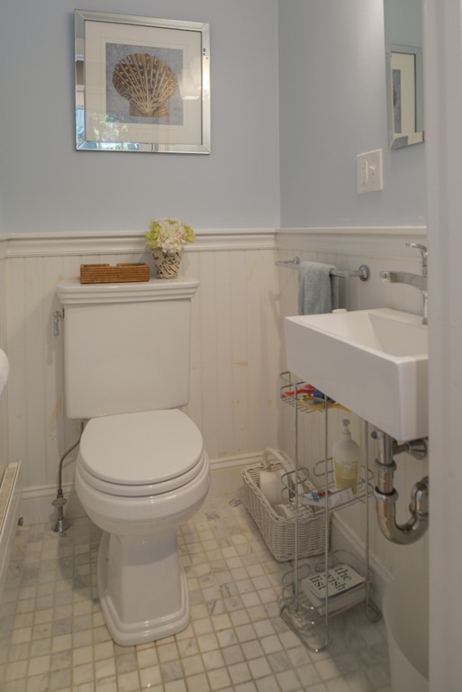 24 Bellevue Road Swampscott, MA 01907 - Photo 15 of 30