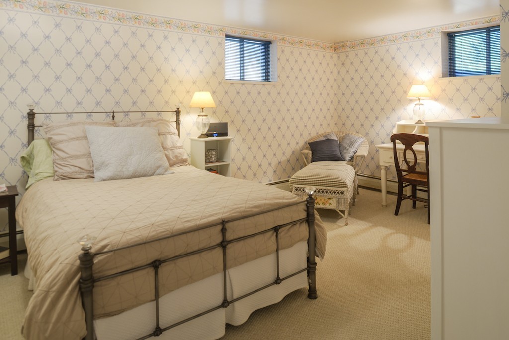 24 Bellevue Road Swampscott, MA 01907 - Photo 22 of 30