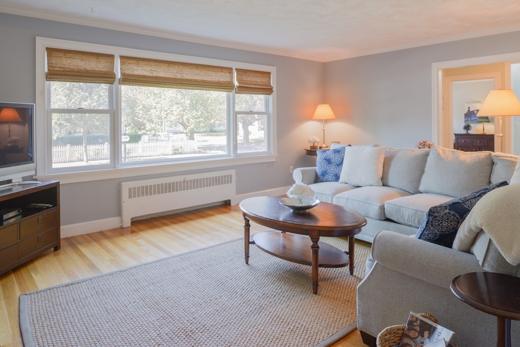 24 Bellevue Road Swampscott, MA 01907 - Photo 3 of 30