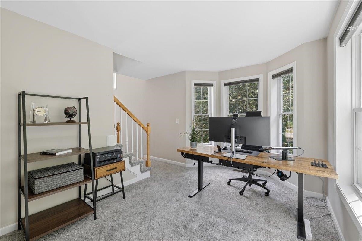 7 Gauthier Road Merrimack, NH 03054 - Photo 5 of 35 Gallery Image 5