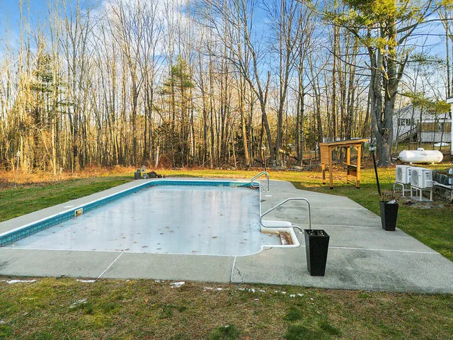 $415,000 | 18 Mayland Street, Oakland, ME 04963