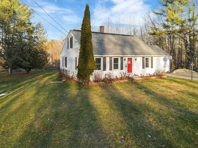 $415,000 | 18 Mayland Street, Oakland, ME 04963