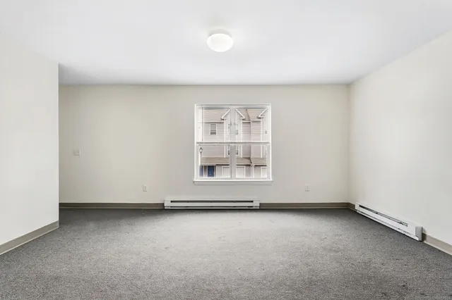 $2,750 | 62 Chestnut Street, Unit 19, Danbury, CT 06810