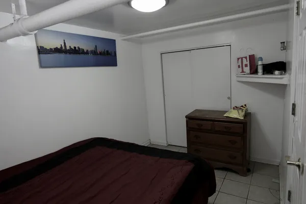 $260,000 | 2859 North Kostner Avenue, Unit 1, Chicago, IL 60641