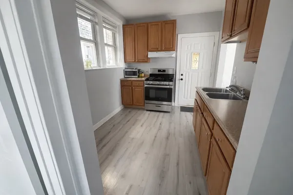 $260,000 | 2859 North Kostner Avenue, Unit 1, Chicago, IL 60641