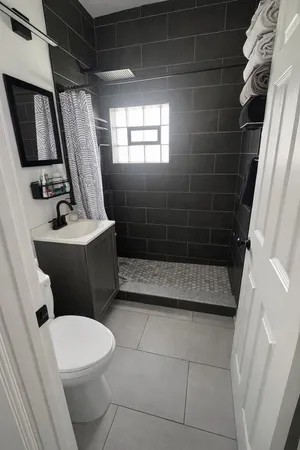 $260,000 | 2859 North Kostner Avenue, Unit 1, Chicago, IL 60641